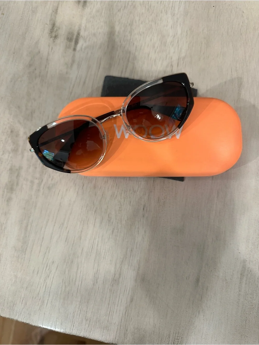 Women's WOOW French designed Sunglasses - Black/Clear Gradient Lenses